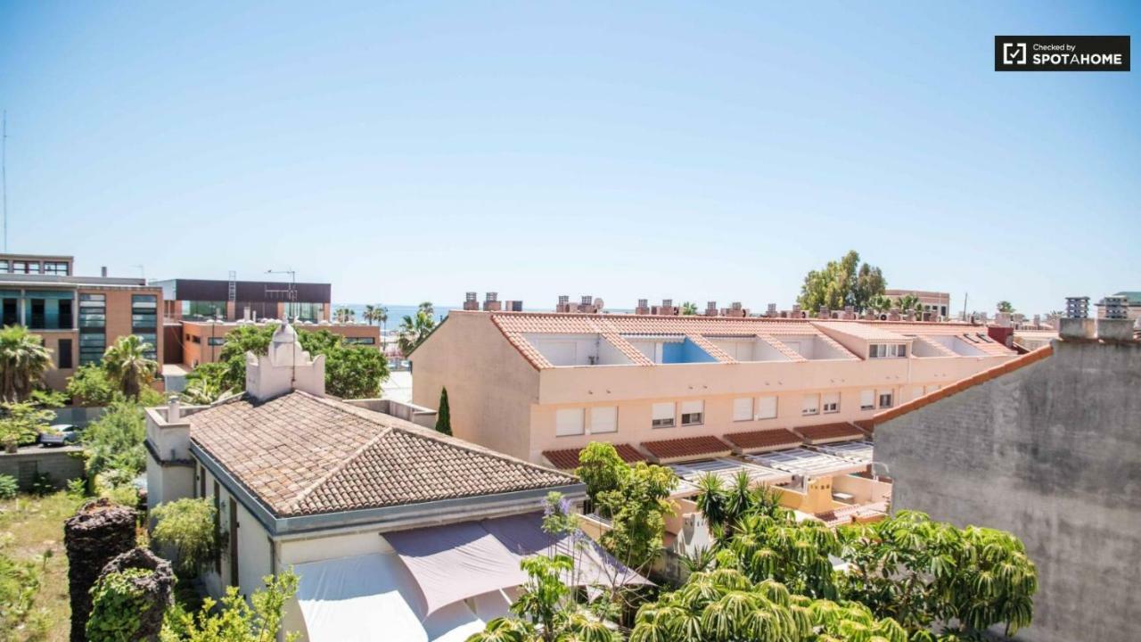 Apartmentsuitespain Atic Panoramic Beach Valência Exterior foto