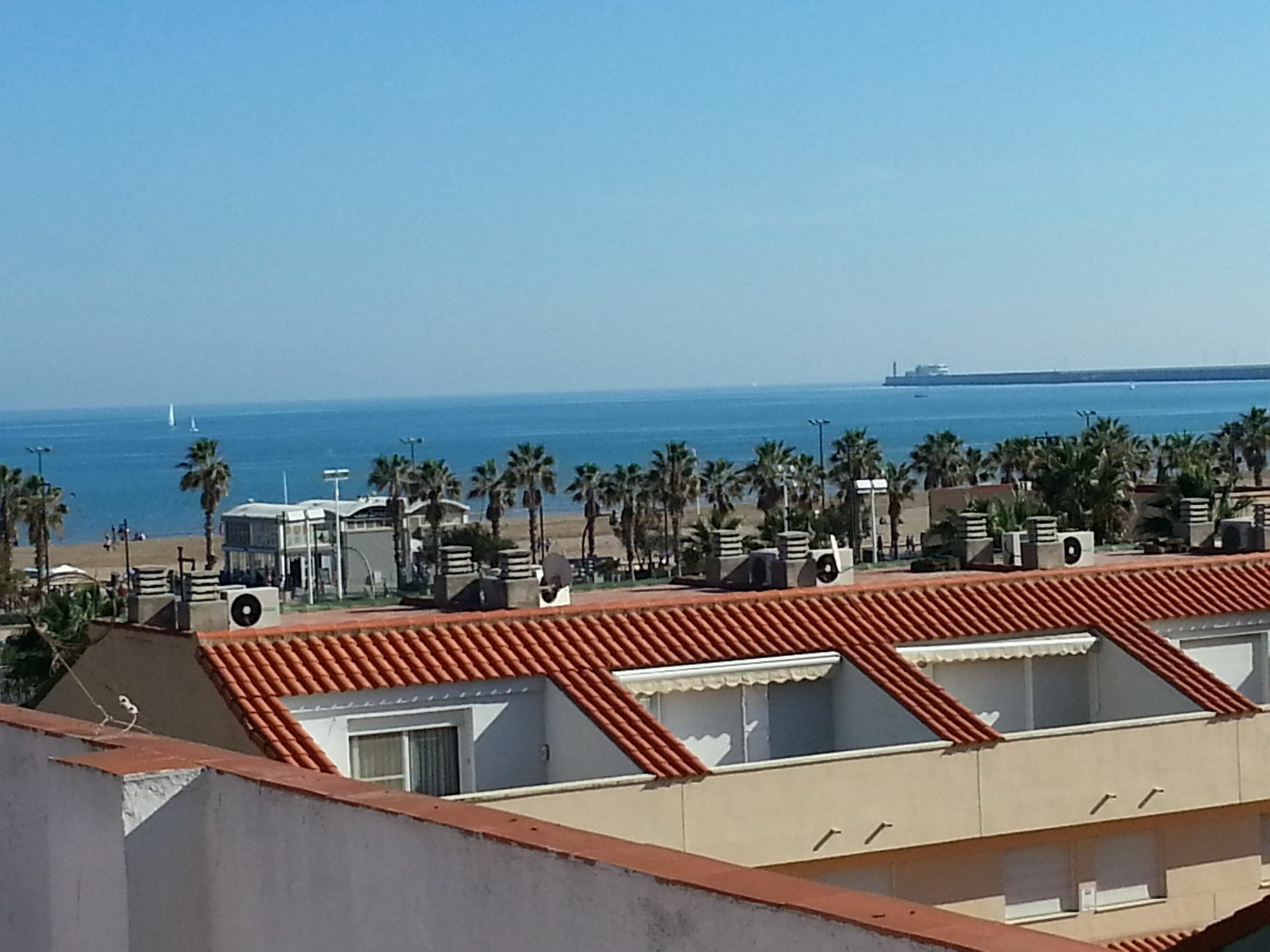 Apartmentsuitespain Atic Panoramic Beach Valência Exterior foto